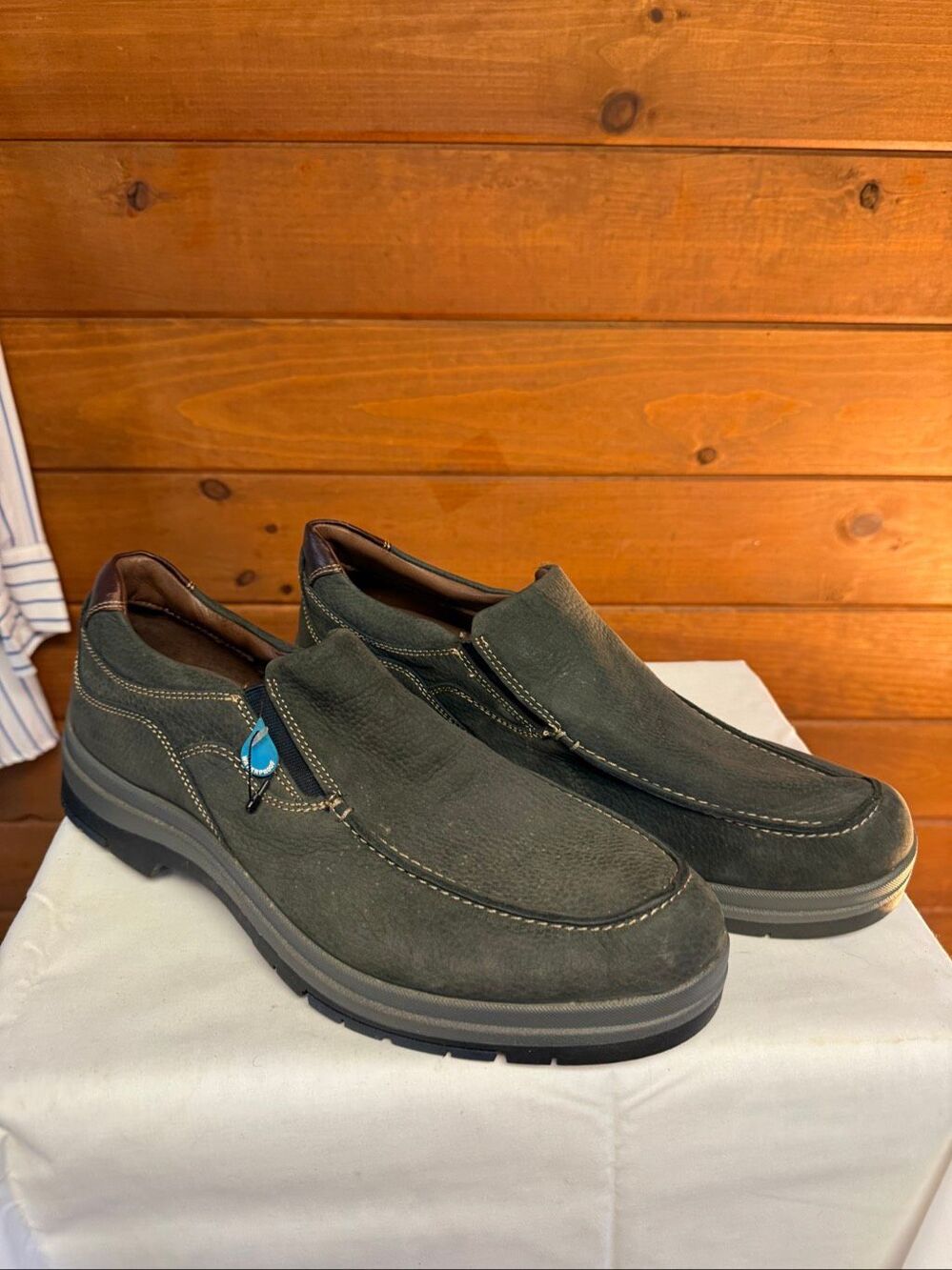 Johnston & Murphy XC4 waterproof leather slip-on shoes gray Sz 12 NWOT